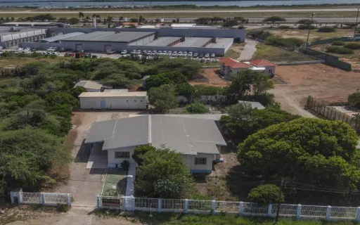 Avenida Milio Croes 76